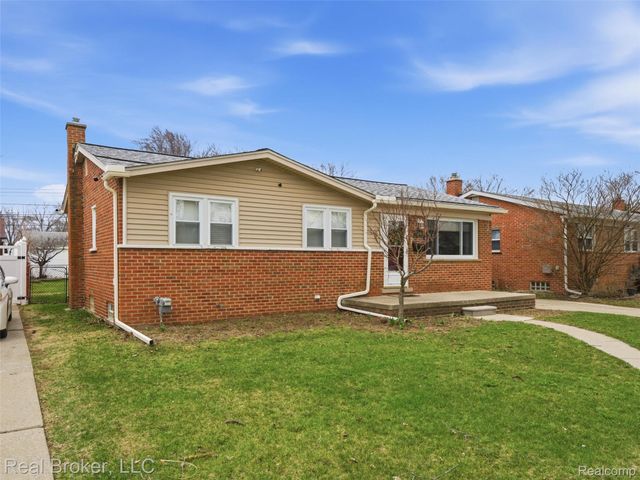 1584 Beaupre Avenue, Madison Heights, MI 48071