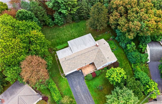 108 Fayette Circle, Manlius, NY 13066