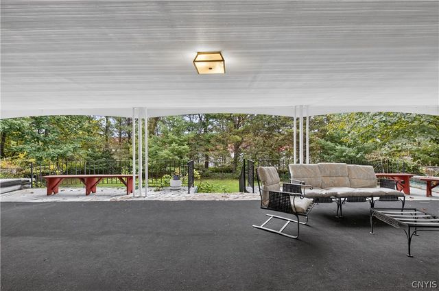 108 Fayette Circle, Manlius, NY 13066