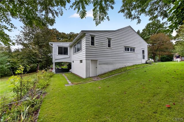 108 Fayette Circle, Manlius, NY 13066
