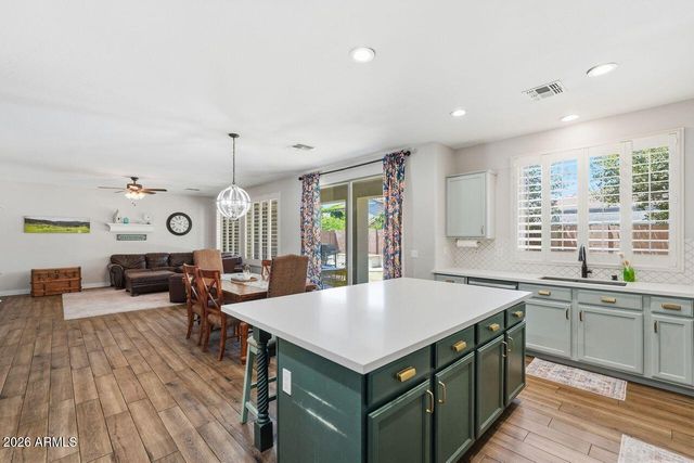 18678 E ORIOLE Way, Queen Creek, AZ 85142