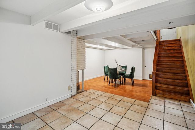 333 S 6TH ST, Philadelphia, PA 19106