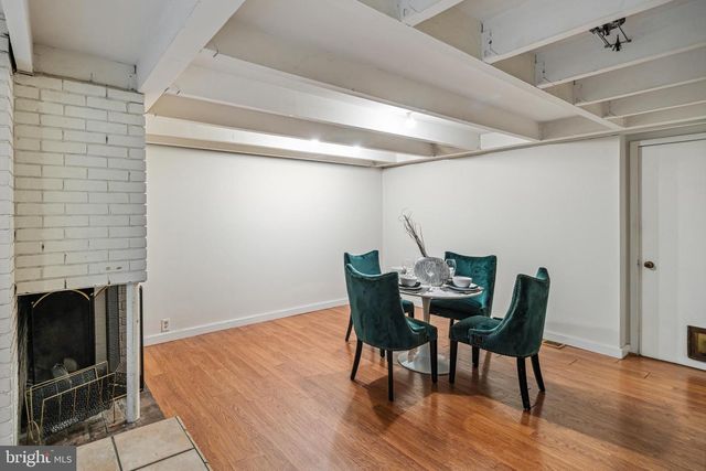 333 S 6TH ST, Philadelphia, PA 19106