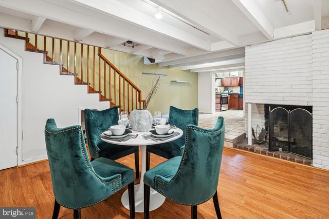 333 S 6TH ST, Philadelphia, PA 19106