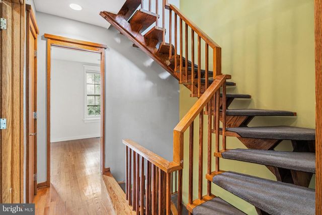 333 S 6TH ST, Philadelphia, PA 19106