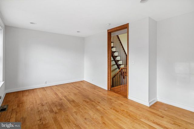 333 S 6TH ST, Philadelphia, PA 19106