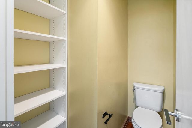 333 S 6TH ST, Philadelphia, PA 19106