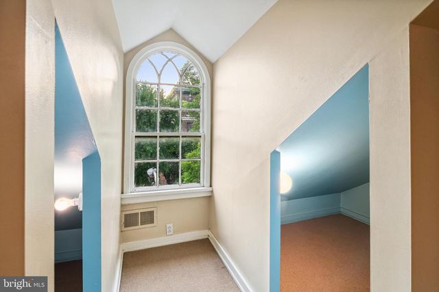 333 S 6TH ST, Philadelphia, PA 19106