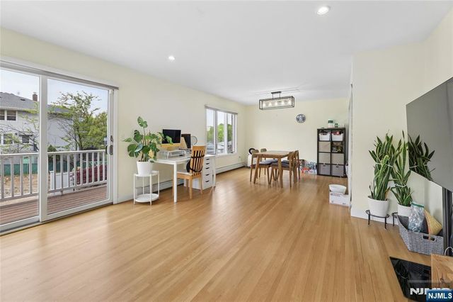 1435 14th Street, Fort Lee, NJ 07024