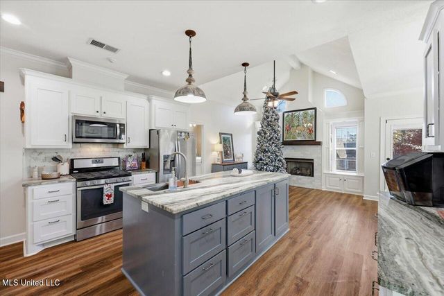 513 Windsor Drive, Brandon, MS 39047