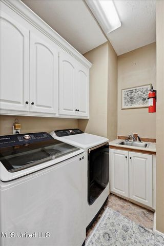 513 Windsor Drive, Brandon, MS 39047