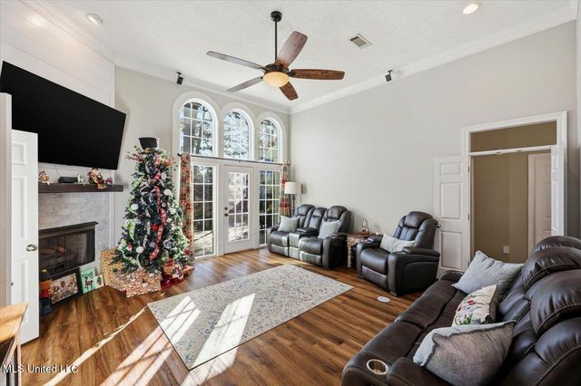 513 Windsor Drive, Brandon, MS 39047