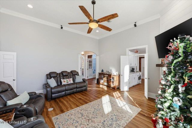 513 Windsor Drive, Brandon, MS 39047