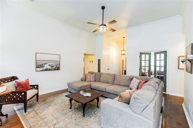 612 Whitcliff Drive, Cave Springs, AR 72718
