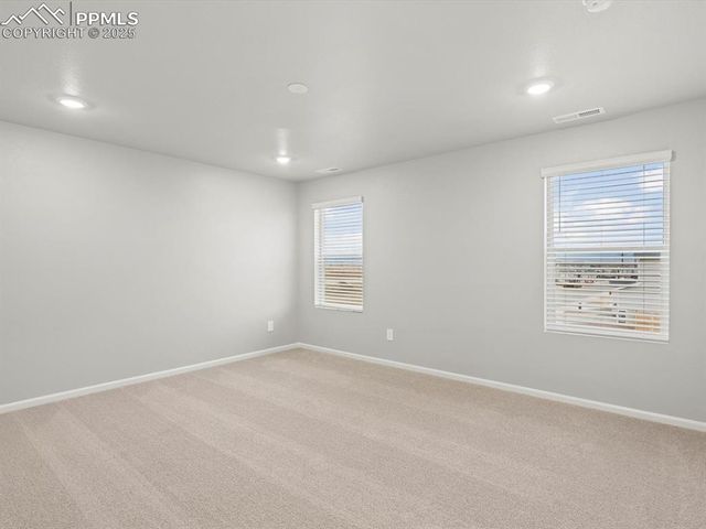 6786 Roundtail Way, Colorado Springs, CO 80925