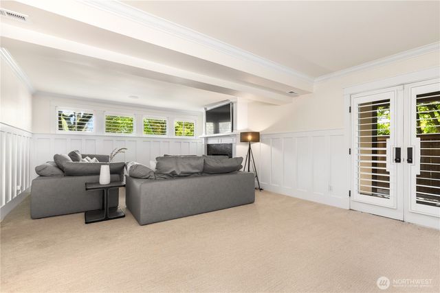 10510 NE 44th Street, Kirkland, WA 98033