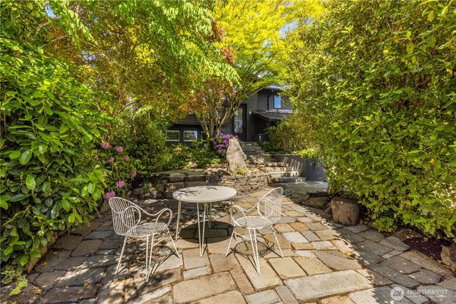 10510 NE 44th Street, Kirkland, WA 98033