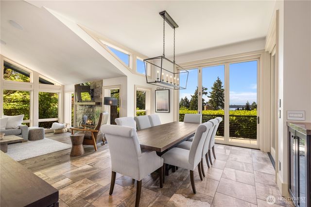 10510 NE 44th Street, Kirkland, WA 98033