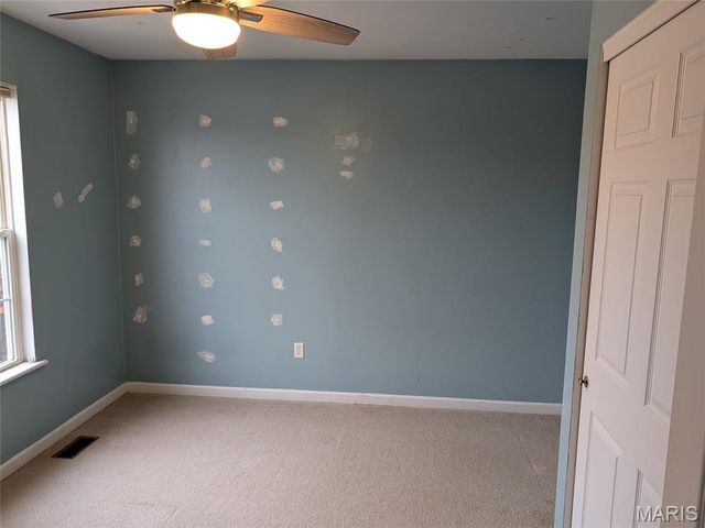 488 Fortress Court, St Charles, MO 63303