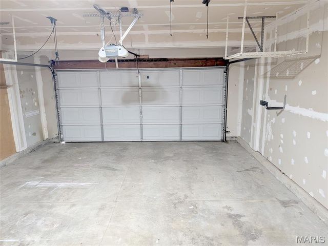 488 Fortress Court, St Charles, MO 63303