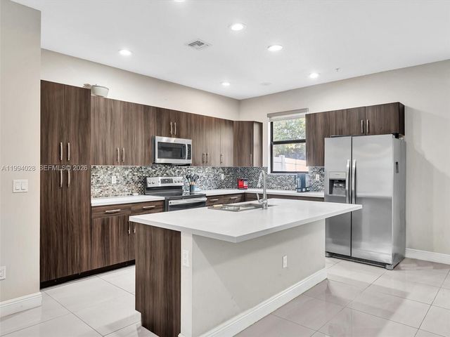20973 NW 1st Dr, Pembroke Pines, FL 33029