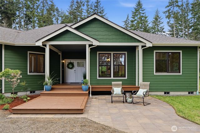 8283 NE 360th Street, Kingston, WA 98346