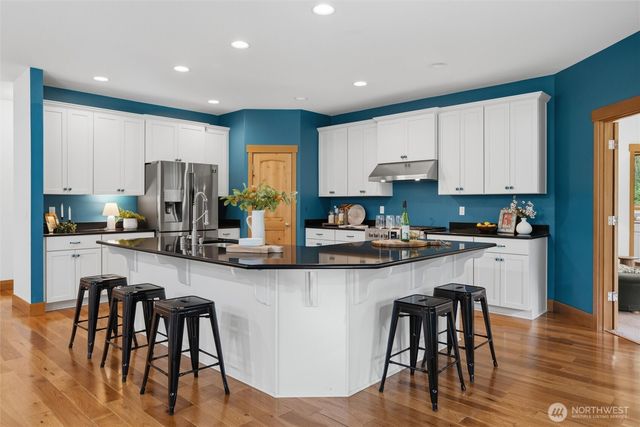 8283 NE 360th Street, Kingston, WA 98346