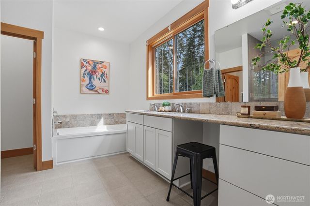 8283 NE 360th Street, Kingston, WA 98346