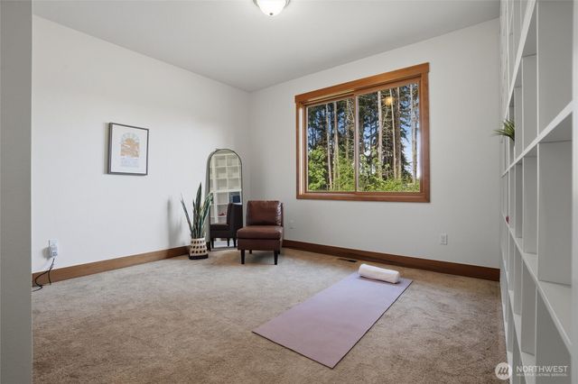 8283 NE 360th Street, Kingston, WA 98346