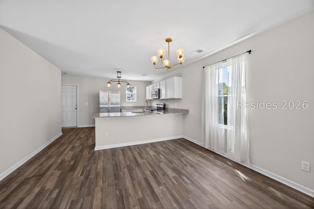 9 Bay Breeze Ln, Beaufort, SC 29907