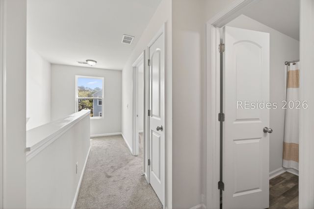 9 Bay Breeze Ln, Beaufort, SC 29907