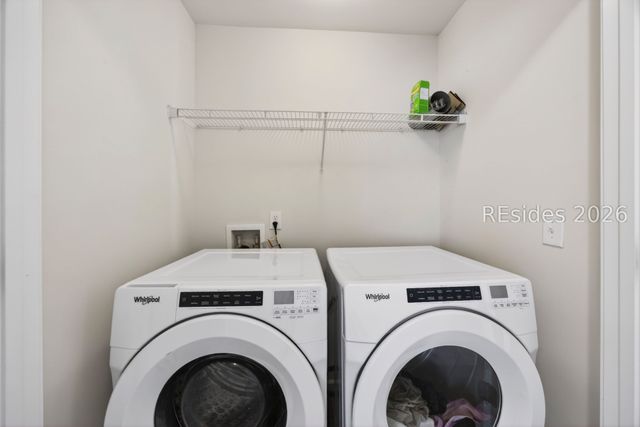 9 Bay Breeze Ln, Beaufort, SC 29907