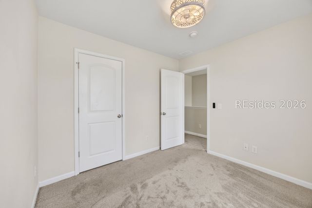 9 Bay Breeze Ln, Beaufort, SC 29907