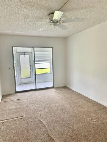1083 Guildford E, Boca Raton, FL 33434