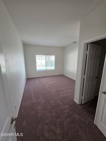 3321 Sungate Drive, Palmdale, CA 93551