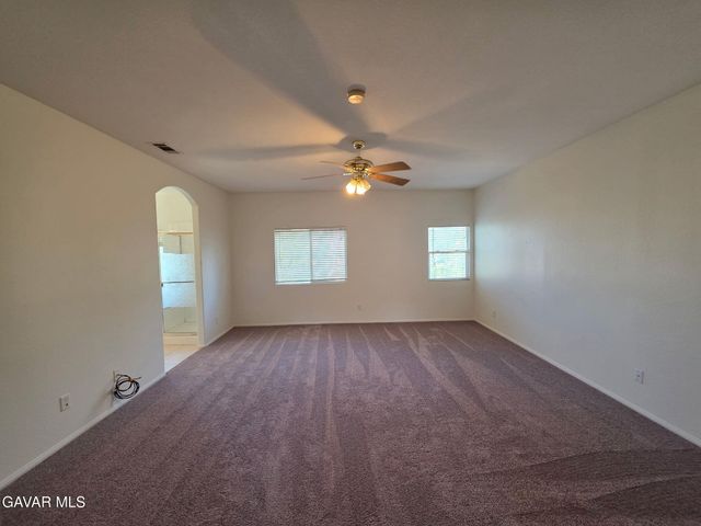 3321 Sungate Drive, Palmdale, CA 93551