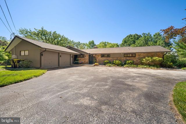 118 S SCHUYLKILL AVE, Eagleville, PA 19403