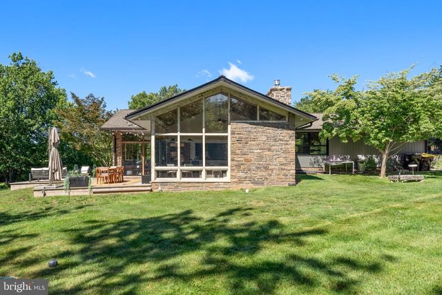 118 S SCHUYLKILL AVE, Eagleville, PA 19403