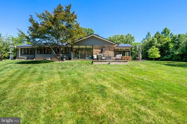118 S SCHUYLKILL AVE, Eagleville, PA 19403
