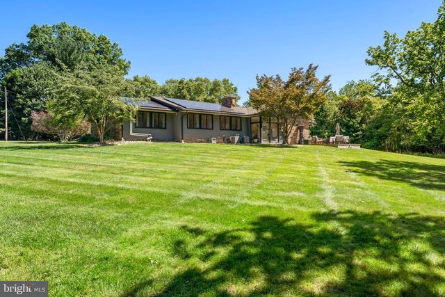 118 S SCHUYLKILL AVE, Eagleville, PA 19403