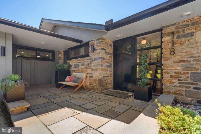 118 S SCHUYLKILL AVE, Eagleville, PA 19403