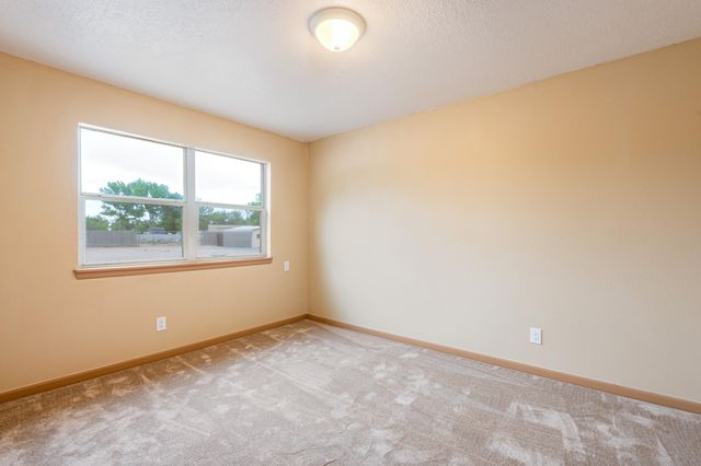 672 Coronado Road, Corrales, NM 87048