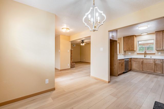 672 Coronado Road, Corrales, NM 87048