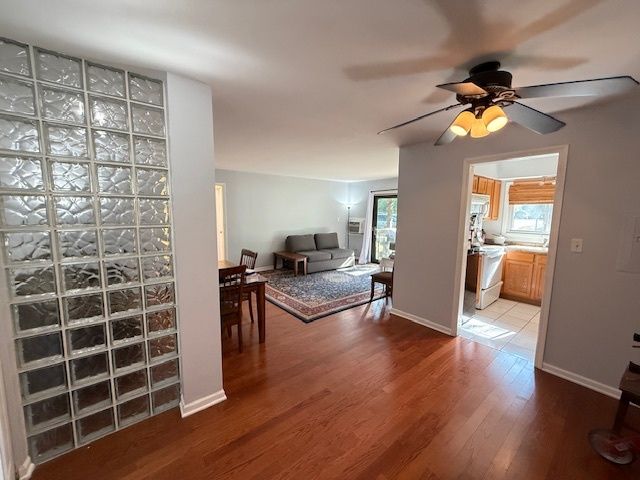240 N Carter Street 102, Palatine, IL 60067