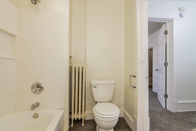 250 Irving Avenue N, Minneapolis, MN 55405