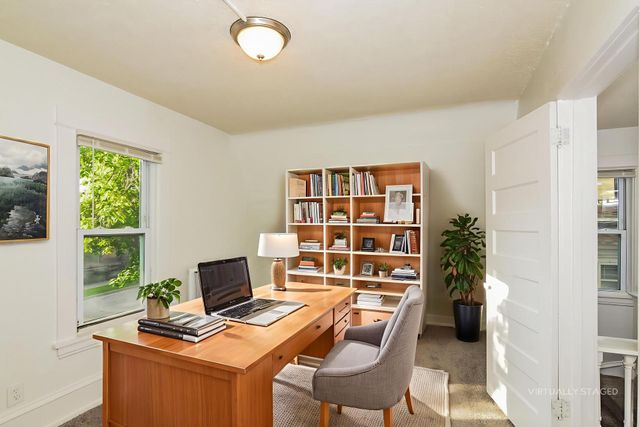 250 Irving Avenue N, Minneapolis, MN 55405