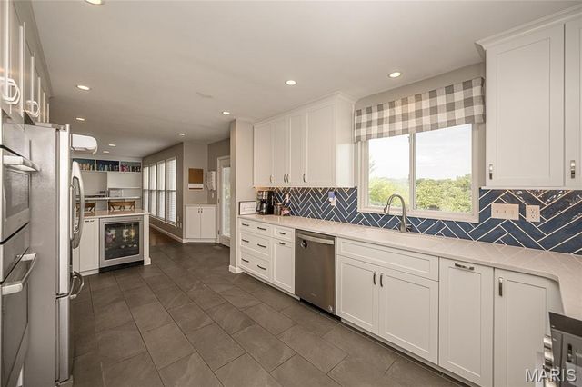 1566 Buckhurst Court, Ballwin, MO 63021