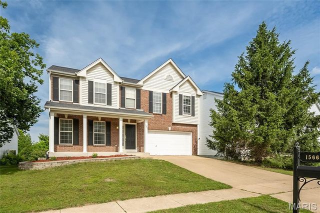 1566 Buckhurst Court, Ballwin, MO 63021