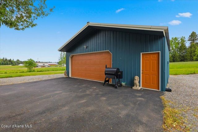 3061 E Lancaster RD, Hayden, ID 83835