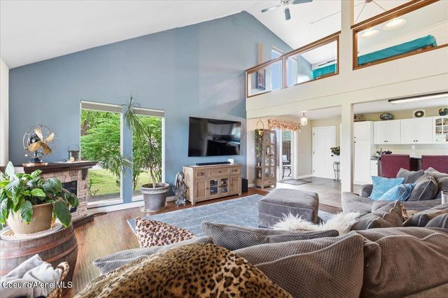 3061 E Lancaster RD, Hayden, ID 83835